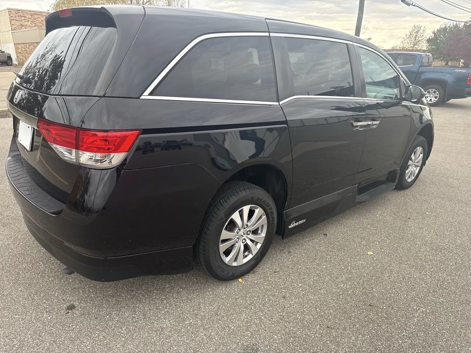 2015 Honda Odyssey - Image 6 of 21