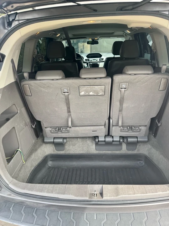 2015 Honda Odyssey - Image 14 of 21