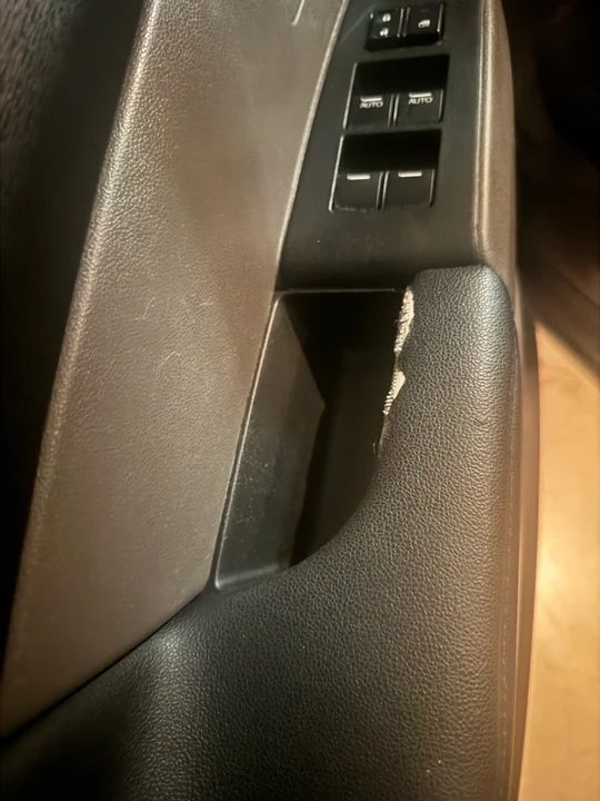 2015 Honda Odyssey - Image 17 of 21