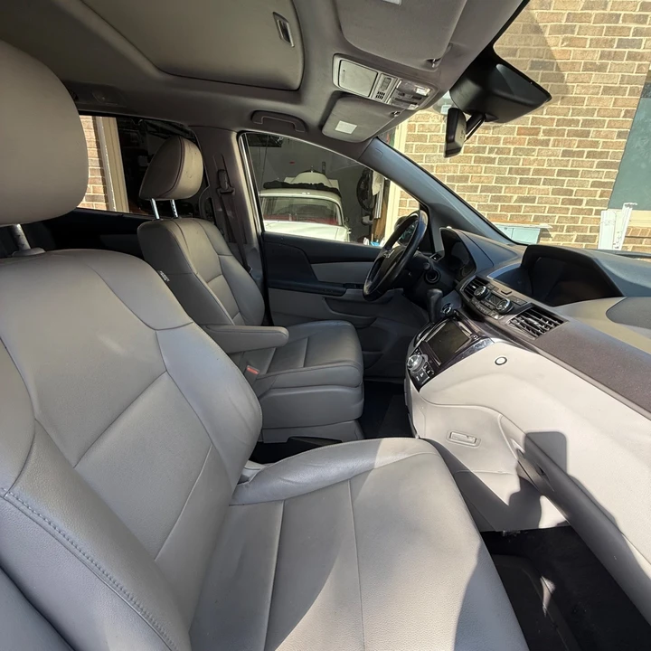 2015 Honda Odyssey - Image 6 of 11