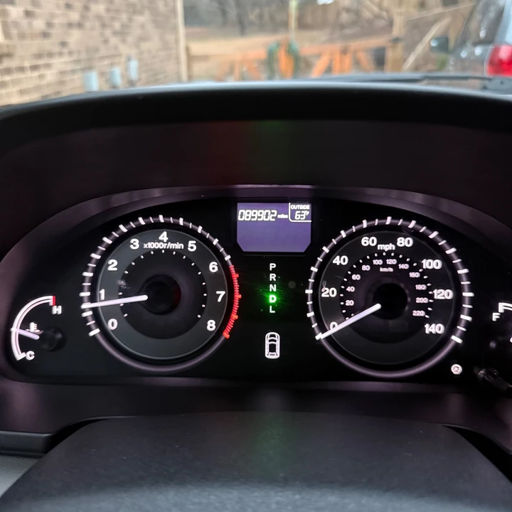 2015 Honda Odyssey - Image 2 of 11