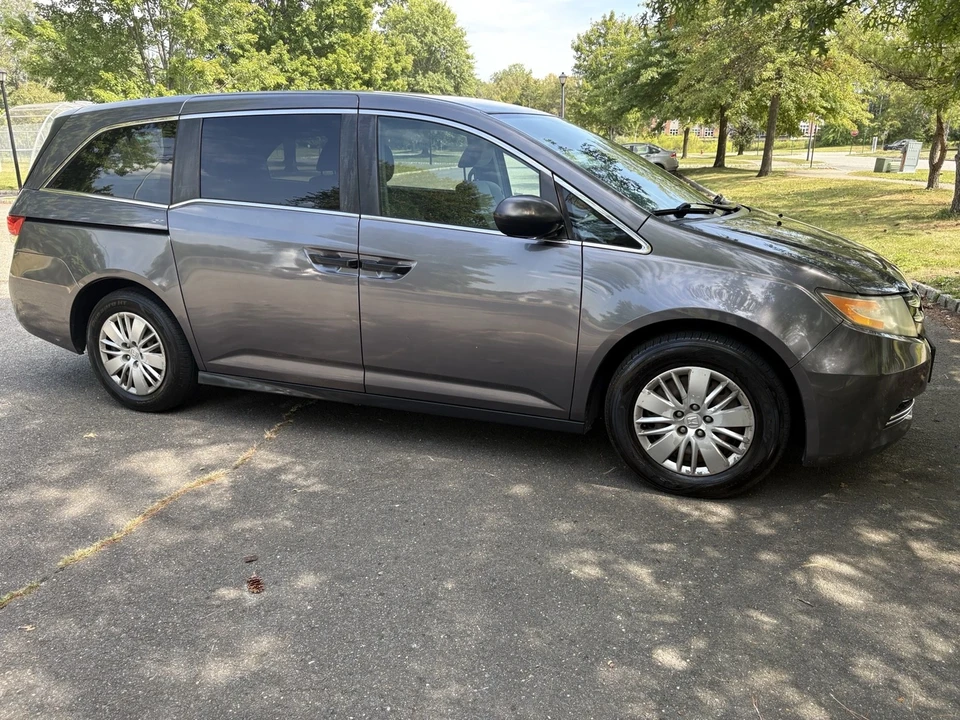 2015 Honda Odyssey - Image 4 of 17
