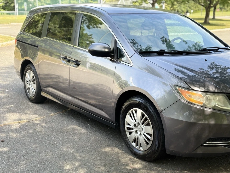 2015 Honda Odyssey - Image 6 of 17