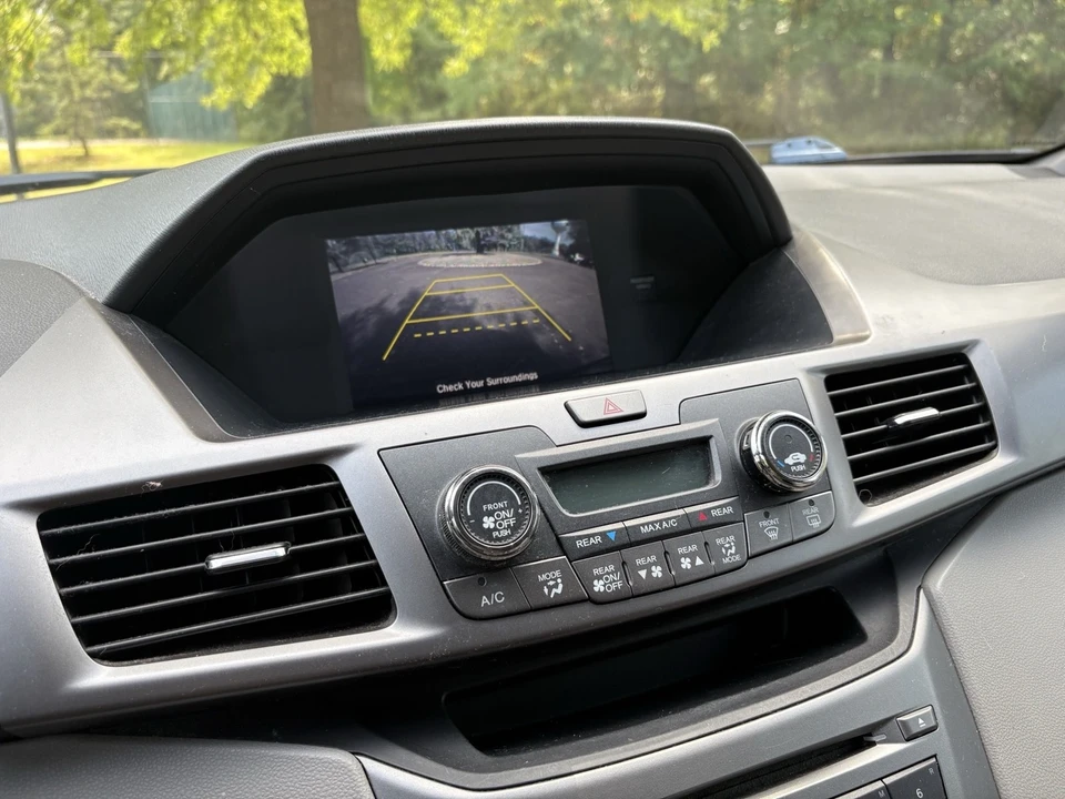 2015 Honda Odyssey - Image 11 of 17