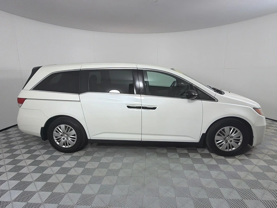 2015 Honda Odyssey - Image 4 of 12