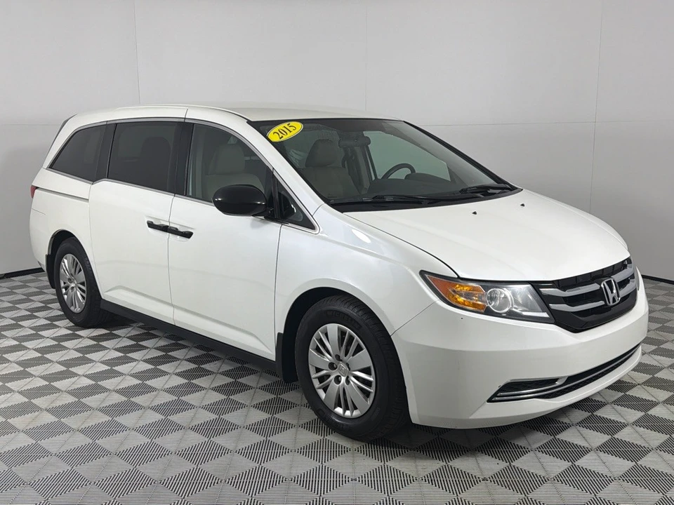 2015 Honda Odyssey - Image 3 of 12