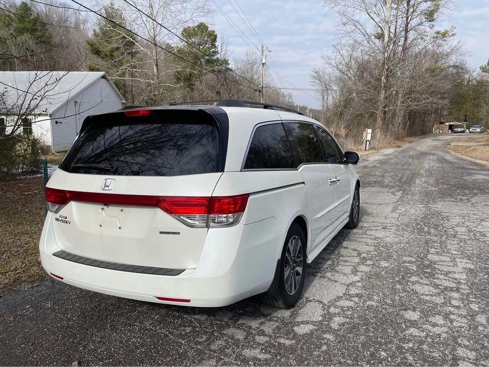 2015 Honda Odyssey - Image 4 of 20
