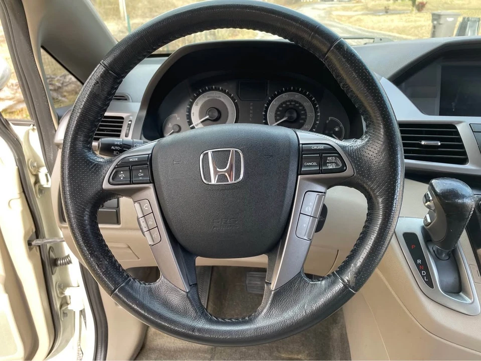 2015 Honda Odyssey - Image 7 of 20