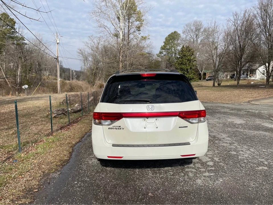 2015 Honda Odyssey - Image 5 of 20