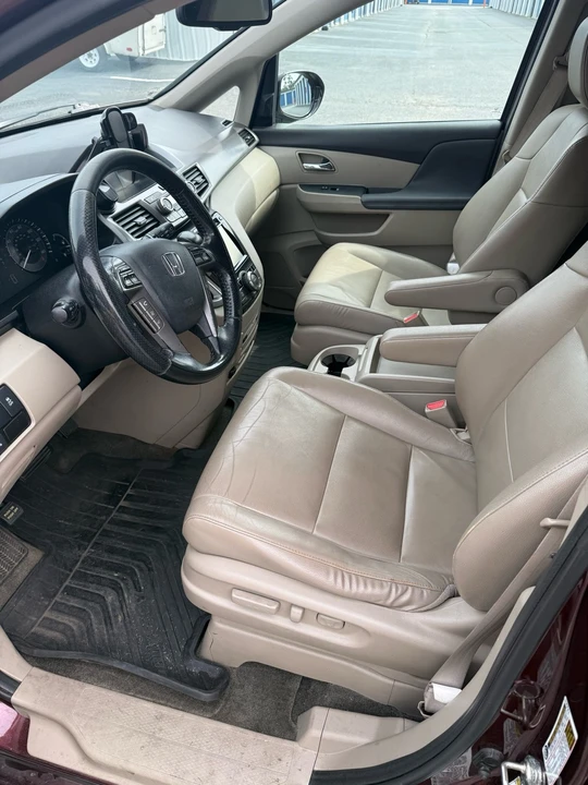 2015 Honda Odyssey - Image 6 of 17