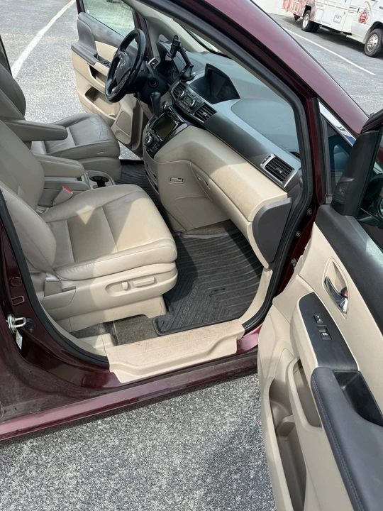 2015 Honda Odyssey - Image 7 of 17