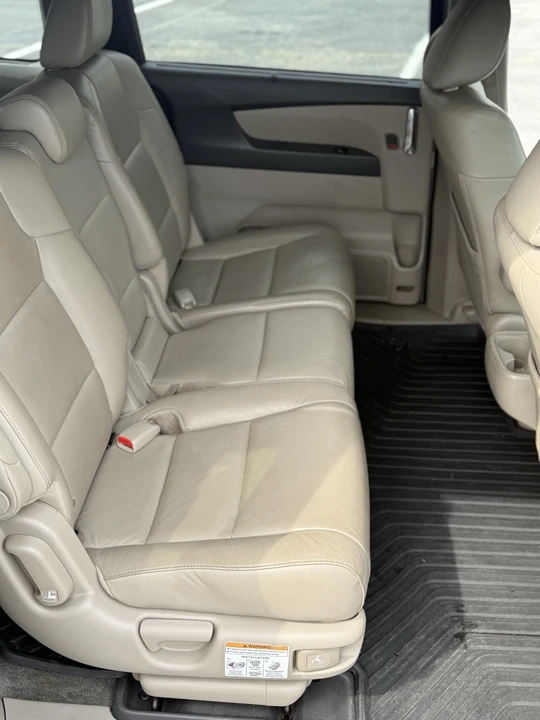 2015 Honda Odyssey - Image 8 of 17