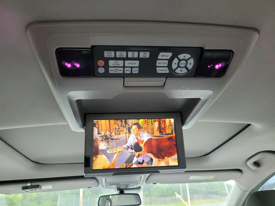 2015 Honda Odyssey - Image 11 of 21