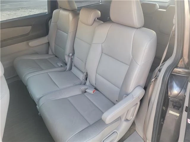 2015 Honda Odyssey - Image 17 of 21