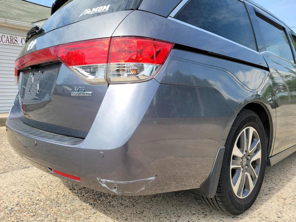 2015 Honda Odyssey - Image 16 of 21