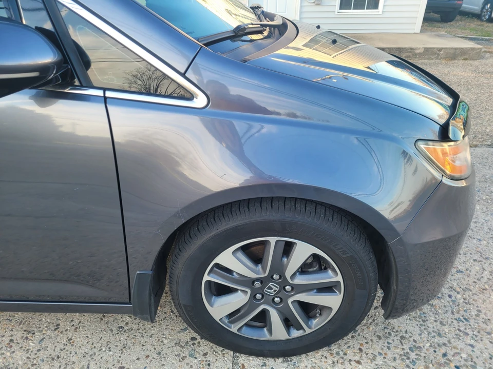 2015 Honda Odyssey - Image 9 of 21