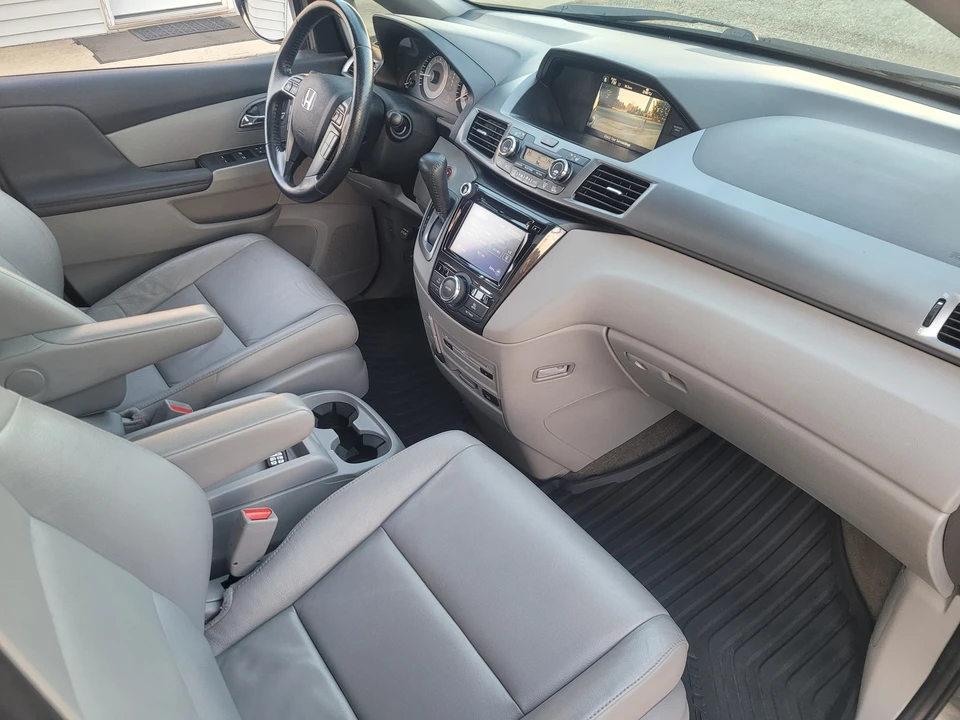 2015 Honda Odyssey - Image 20 of 21