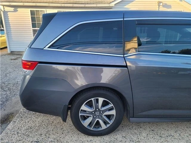2015 Honda Odyssey - Image 10 of 21