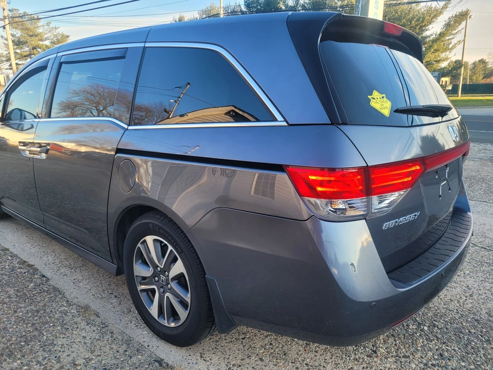 2015 Honda Odyssey - Image 14 of 21