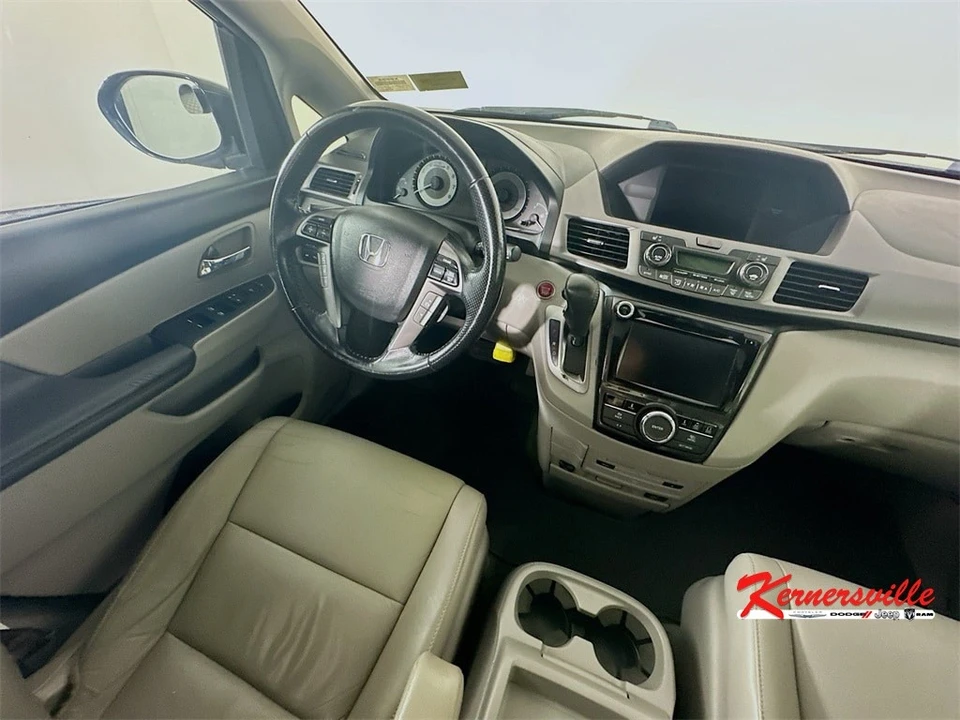 2015 Honda Odyssey - Image 9 of 21
