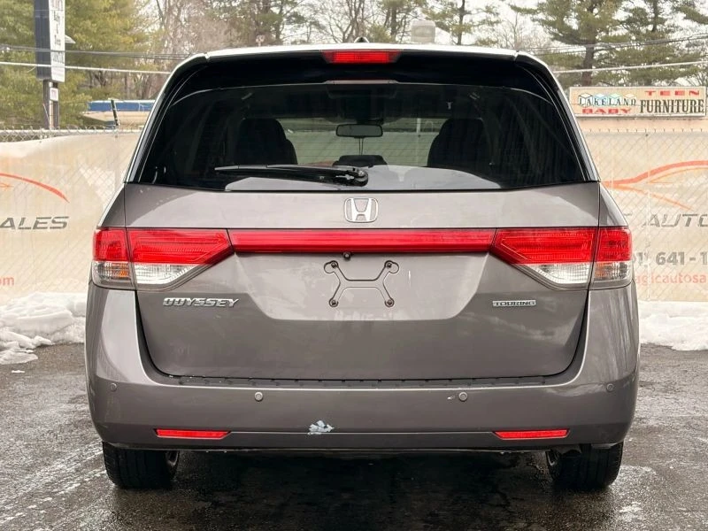 2015 Honda Odyssey - Image 10 of 12