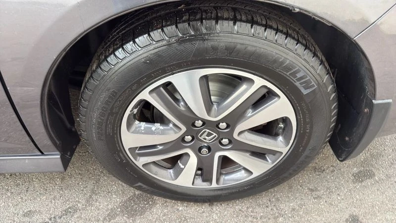 2015 Honda Odyssey - Image 9 of 12