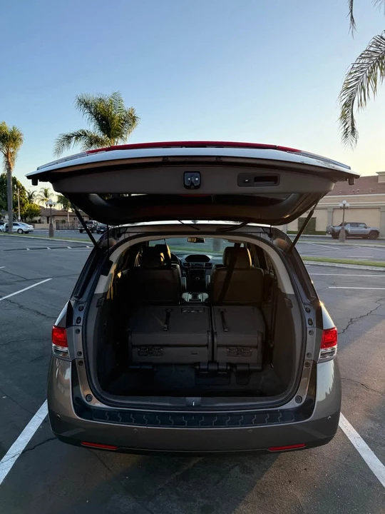 2015 Honda Odyssey - Image 8 of 14