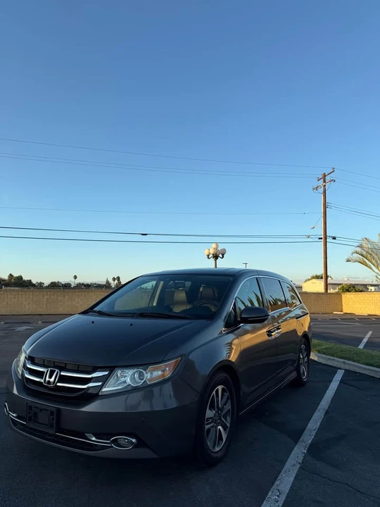 2015 Honda Odyssey - Image 3 of 14