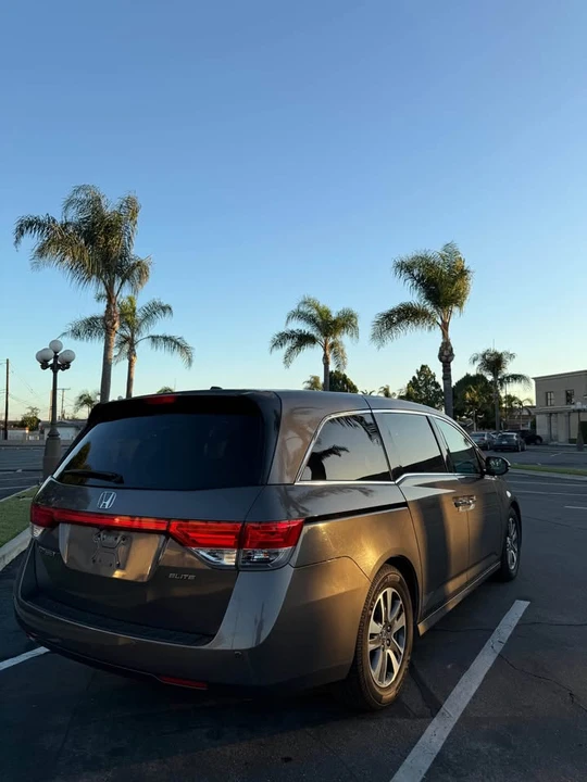 2015 Honda Odyssey - Image 9 of 14