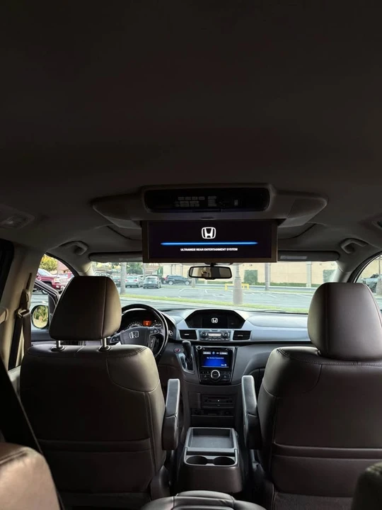 2015 Honda Odyssey - Image 14 of 14