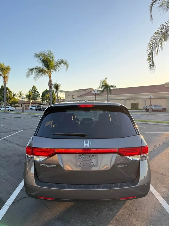 2015 Honda Odyssey - Image 6 of 14