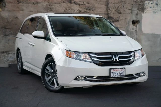 2015 Honda Odyssey - Image 2 of 21