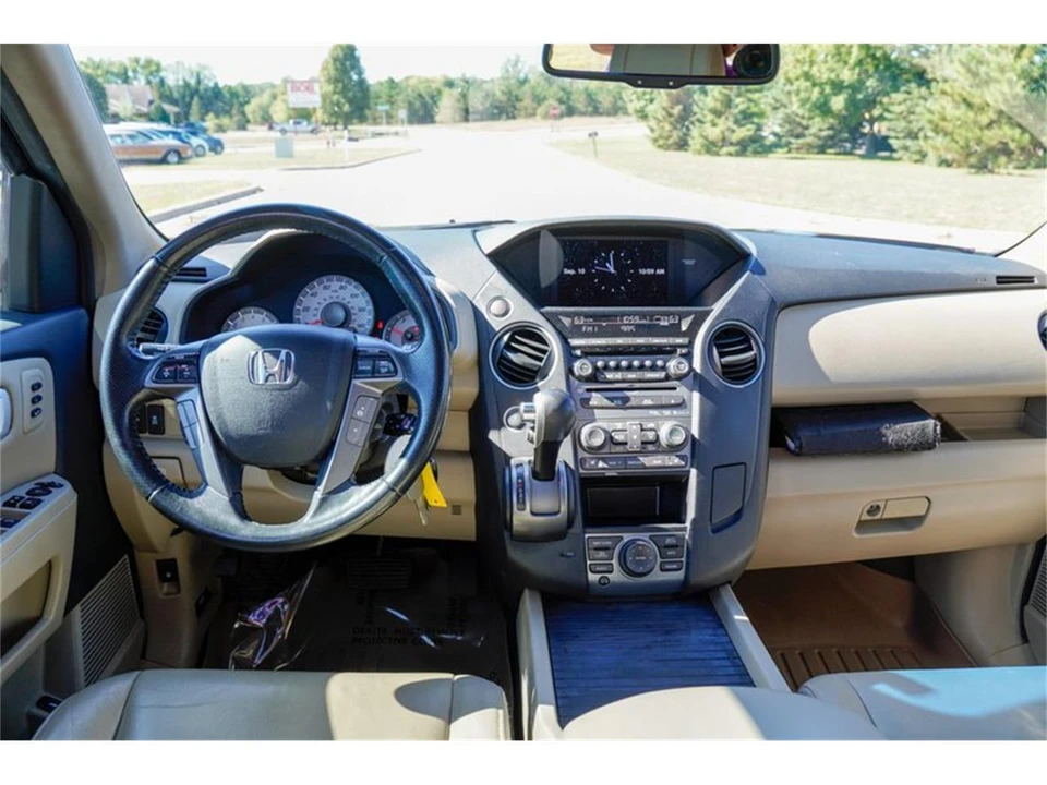 2015 Honda Pilot 2nd Gen - Image 10 of 31