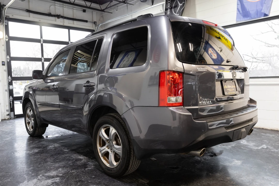 2015 Honda Pilot 2nd Gen - Image 10 of 12