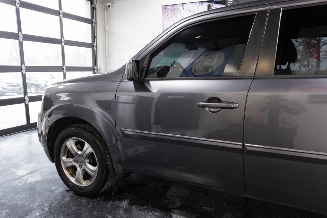 2015 Honda Pilot 2nd Gen - Image 3 of 12