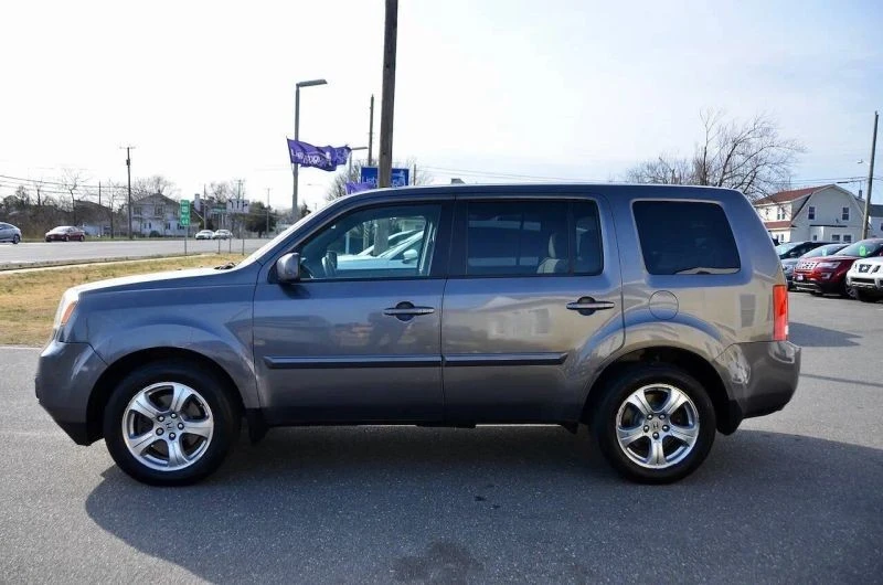 2015 Honda Pilot 2nd Gen - Image 6 of 12