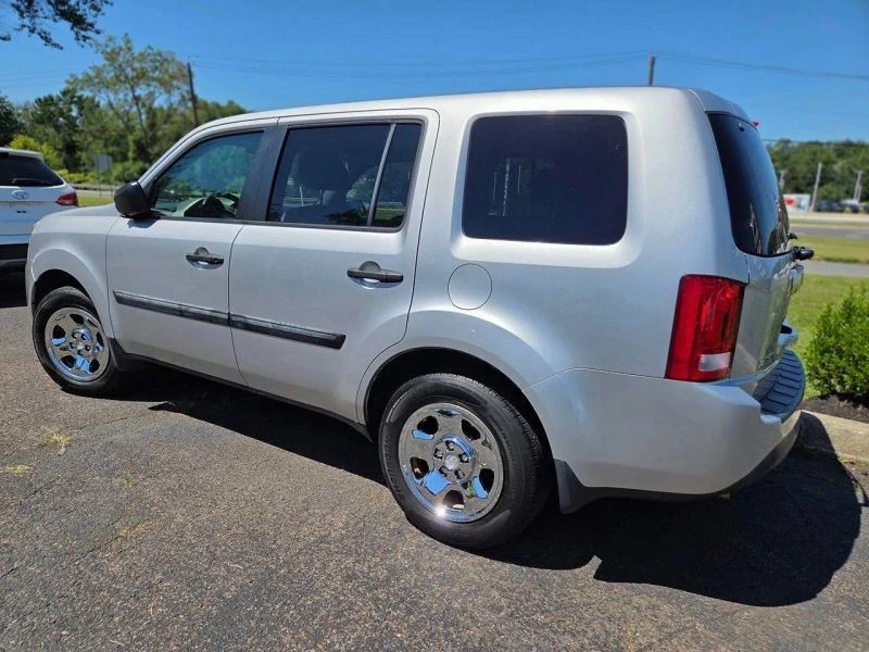 2015 Honda Pilot 2nd Gen - Image 3 of 12