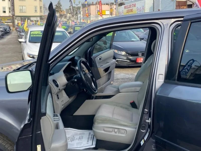 2015 Honda Pilot 2nd Gen - Image 11 of 12