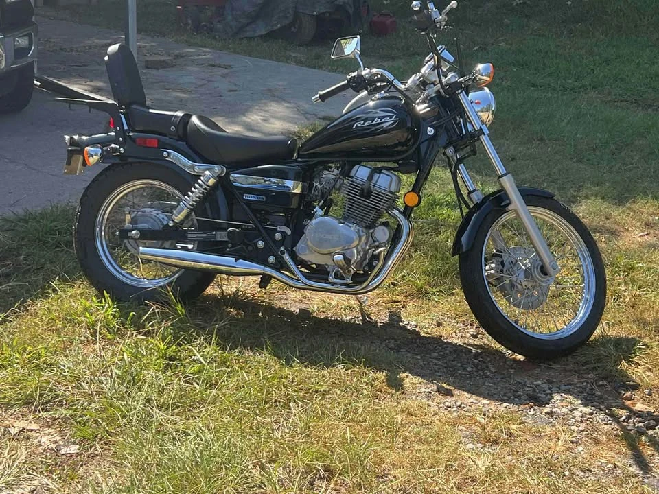 2015 Honda Motorcycles - Image 3 of 4