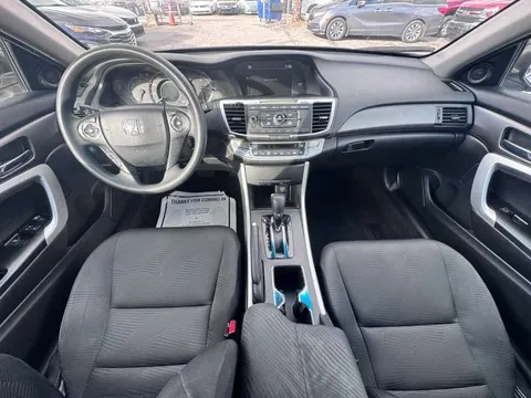 2015 Honda Accord 9th Gen - Image 2 of 8