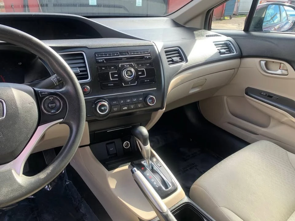 2015 Honda Civic 9th Gen - Image 12 of 13