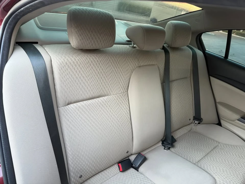 2015 Honda Civic 9th Gen - Image 15 of 17