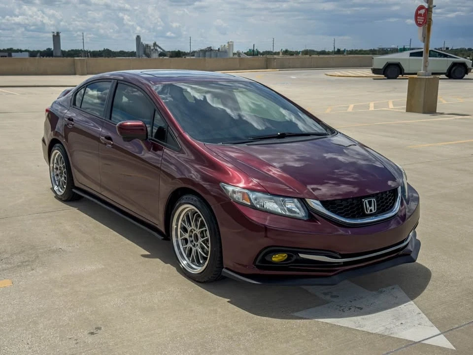 2015 Honda Civic 9th Gen - Image 2 of 16