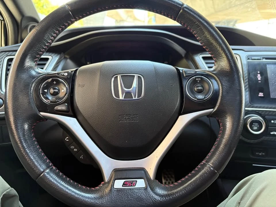 2015 Honda Civic 9th Gen - Image 12 of 17