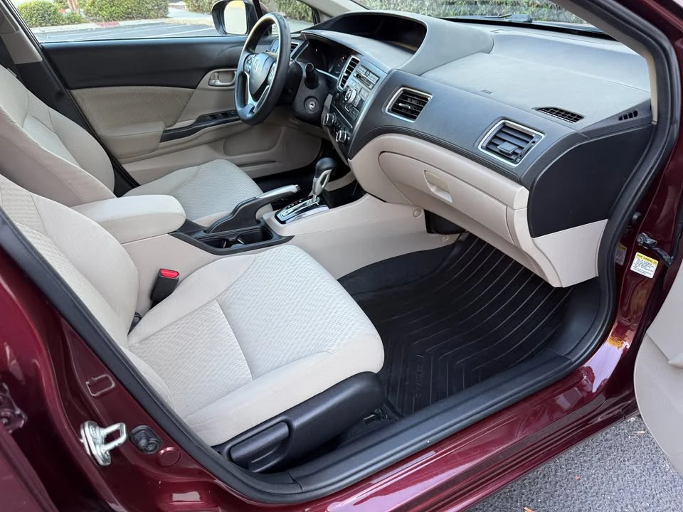 2015 Honda Civic 9th Gen - Image 10 of 17