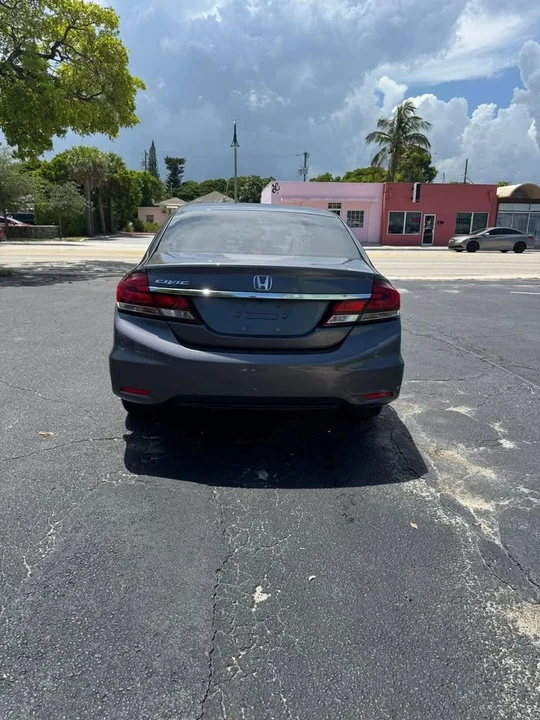 2015 Honda Civic 9th Gen - Image 5 of 9