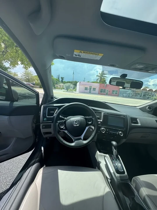 2015 Honda Civic 9th Gen - Image 4 of 9