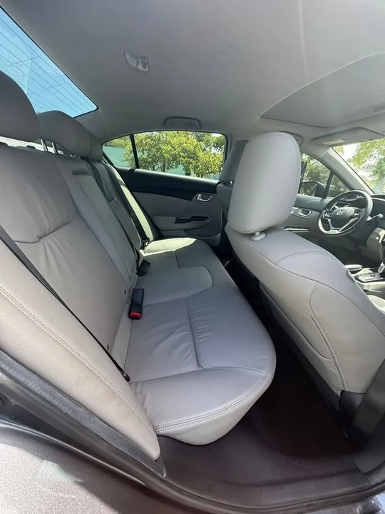 2015 Honda Civic 9th Gen - Image 3 of 9