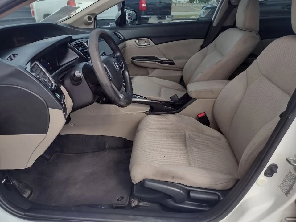 2015 Honda Civic 9th Gen - Image 14 of 20