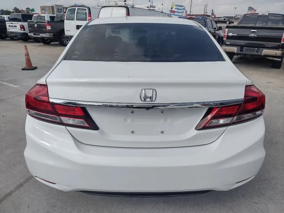 2015 Honda Civic 9th Gen - Image 6 of 20